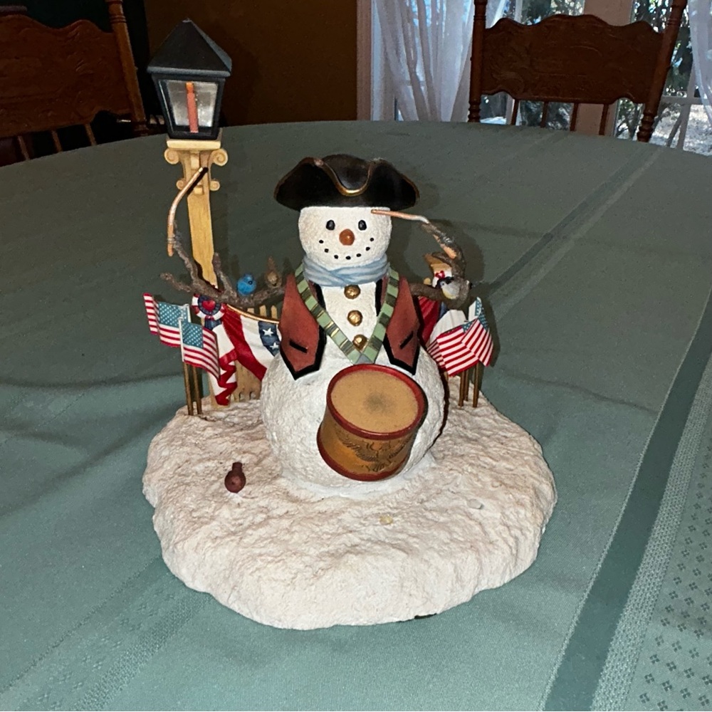 Lenox by Lynn Bywaters DRUM & BIRDIE CORPS Snowman Christmas Figurine Patriotic